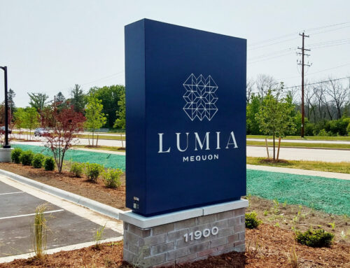 Lumia Mequon Monument