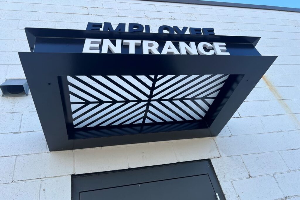 Milwaukee & Waukesha's Best Sign Company | Innovative Signs